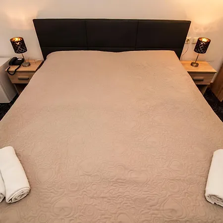 Hotel Faraon